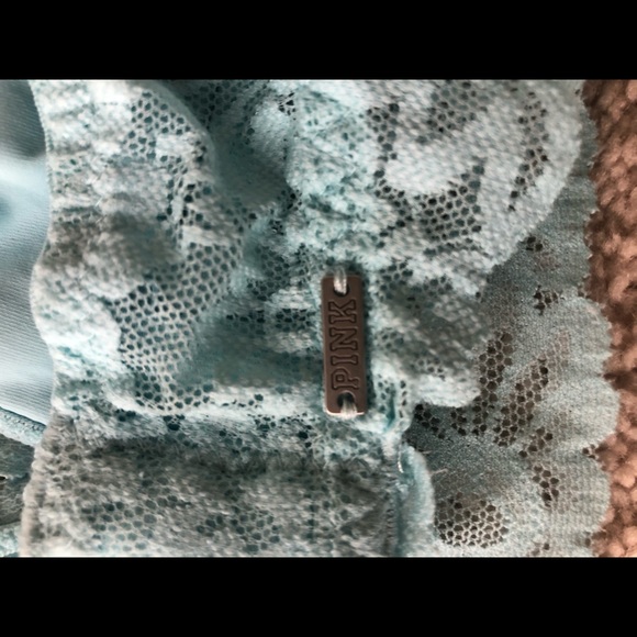 Victoria’s Secret halter top - Picture 3 of 4